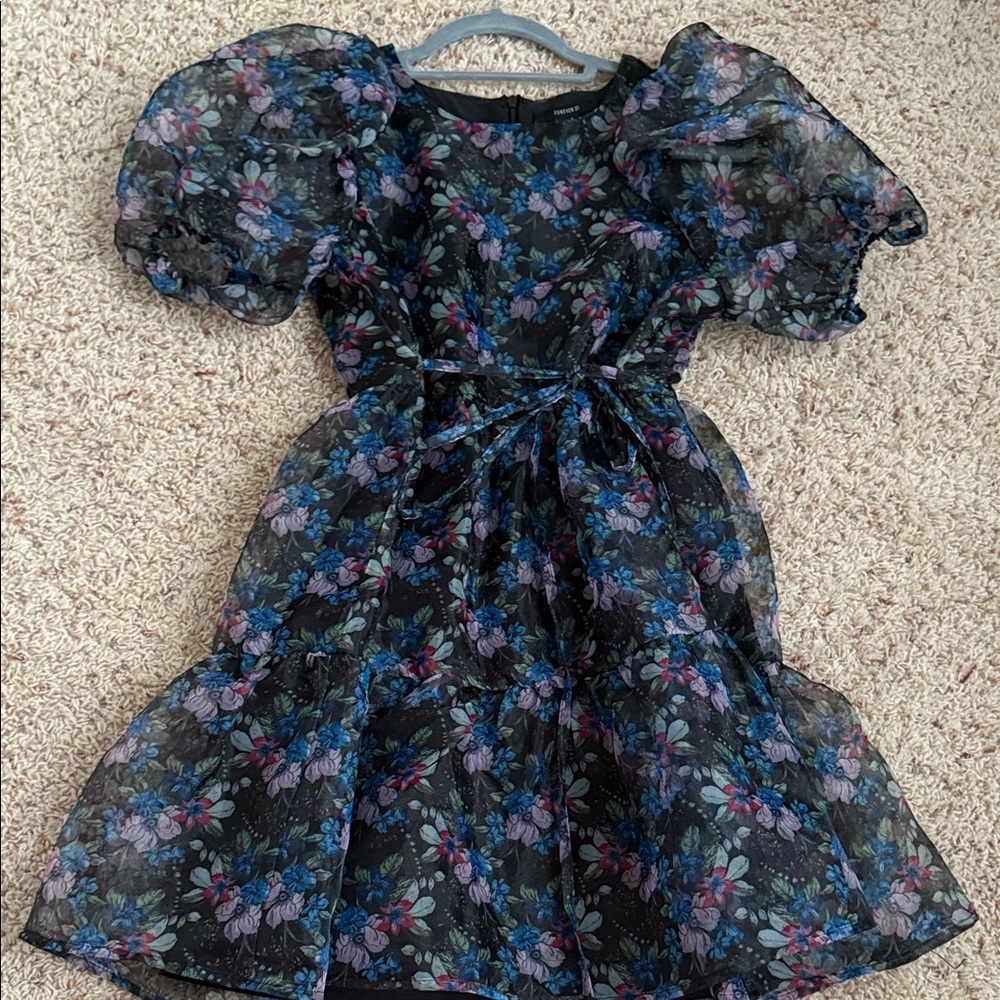 Floral Dress with Puff Sleeves